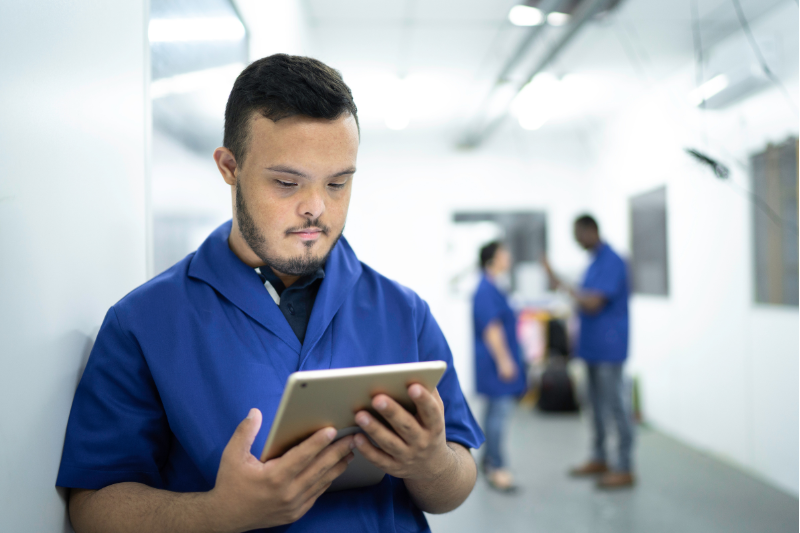 Barreras invisibles en el empleo para personas con discapacidad